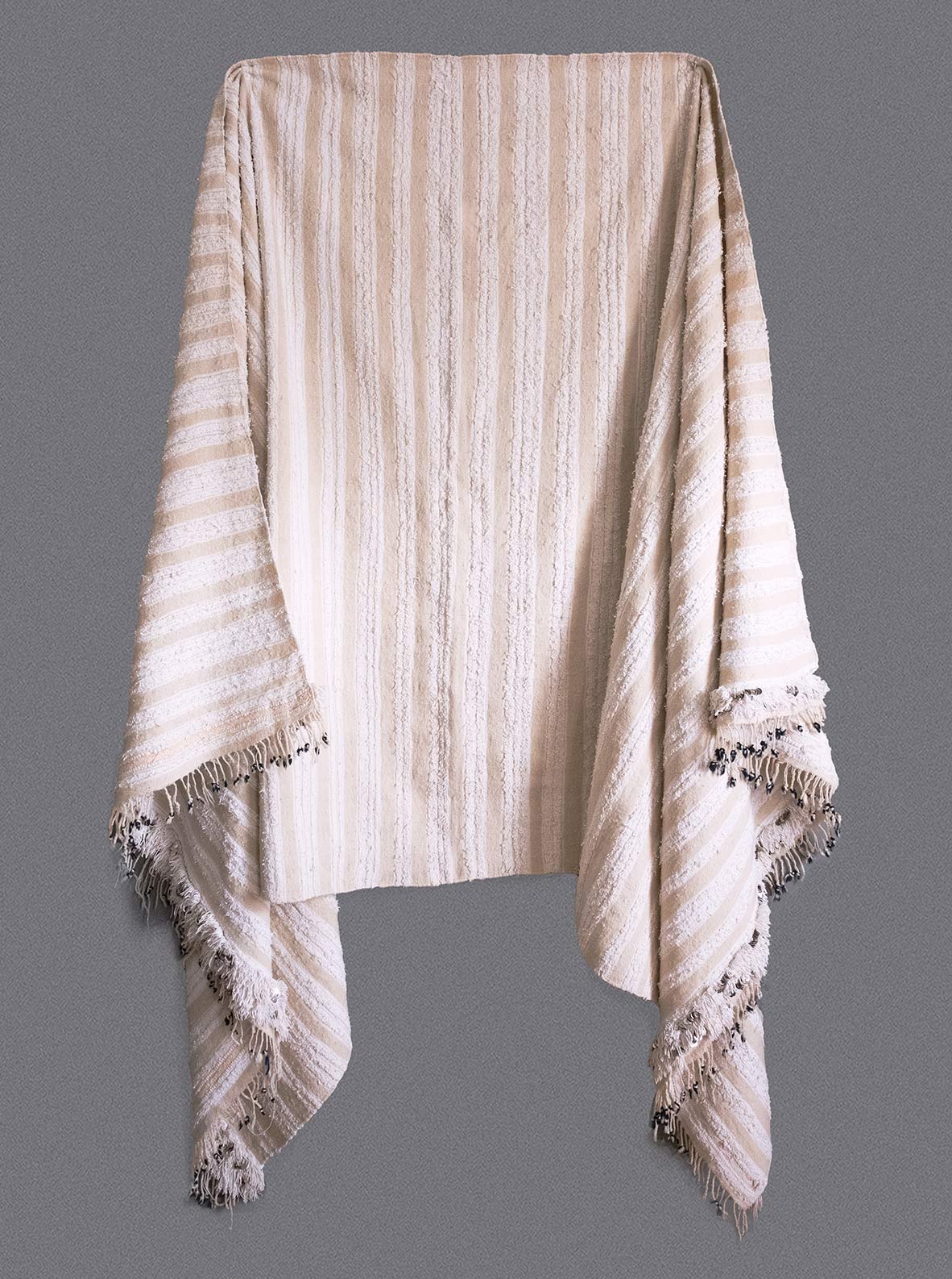 Larusi - Vintage Berber bed cover