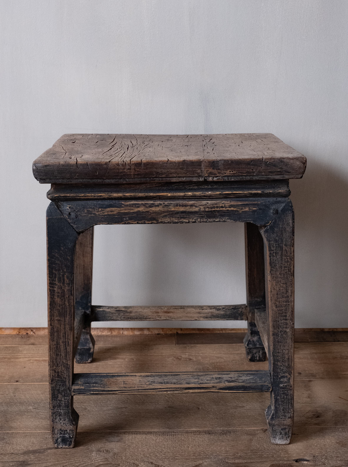 Larusi - FO316 – Vintage wood side table